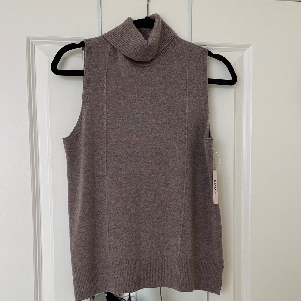 Soma sleeveless turtleneck sweater